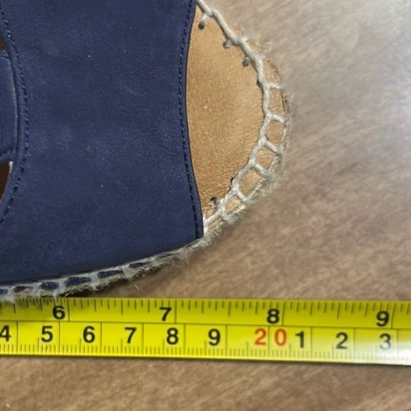 Kanna Ania Navy Blue Spain Suede Espadrille Sandals Size UK 35, US 5
G - Picture 13 of 17